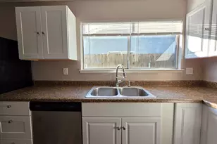 1518 Christina Ave, Stockton, CA 95204 - Photo 11