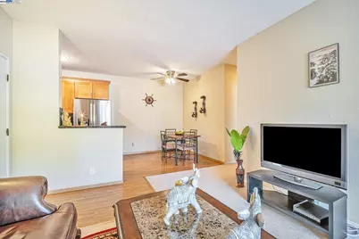 3507 Buttonwood Ter #203, Fremont, CA 94536 - Photo 7