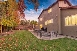 3227 Harvey Ct, Pleasanton, CA 94588 - Photo 5