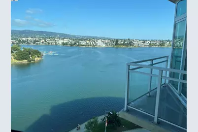 1 Lakeside Dr #821, Oakland, CA 94612 - Photo 1