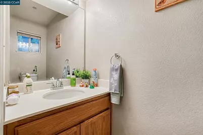 448 Jade Cir, Vallejo, CA 94590 - Photo 13