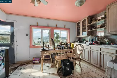 73 Tioga Ave, San Francisco, CA 94134 - Photo 9