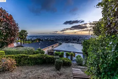 7756 Sunkist Dr, Oakland, CA 94605 - Photo 37