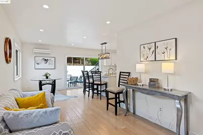 7756 Sunkist Dr, Oakland, CA 94605 - Photo 13