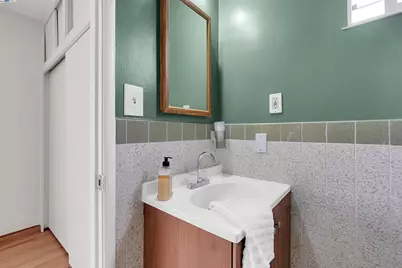 15835 Via Seco, San Lorenzo, CA 94580 - Photo 21