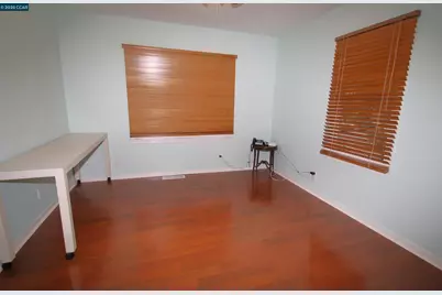 1002 Warren St, Martinez, CA 94553 - Photo 17