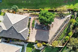 5701 Oakmont Dr, Richmond, CA 94806 - Photo 39