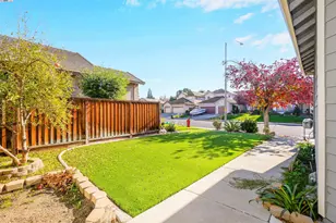 1445 Yorkshire Loop, Tracy, CA 95376 - Photo 9