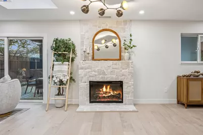 10777 Estates Dr, Cupertino, CA 95014 - Photo 25