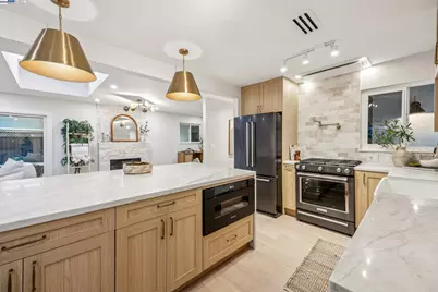 10777 Estates Dr, Cupertino, CA 95014 - Photo 13