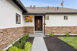 10777 Estates Dr, Cupertino, CA 95014 - Photo 57