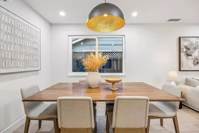 10777 Estates Dr, Cupertino, CA 95014 - Photo 15