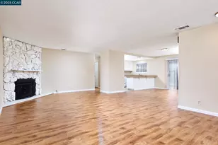 4413 76th St, Sacramento, CA 95820 - Photo 9