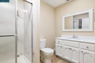 4413 76th St, Sacramento, CA 95820 - Photo 7