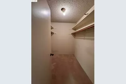 240 N Bayshore Blvd #303, San Mateo, CA 94401 - Photo 11