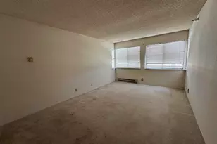 240 N Bayshore Blvd, San Mateo, CA 94401 - Photo 13