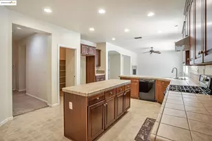 1319 Teal Hollow Dr, Yuba City, CA 95993 - Photo 17