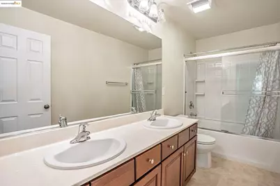 1319 Teal Hollow Dr, Yuba City, CA 95993 - Photo 43