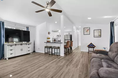 900 Golden Wheel Park Dr #SPC 5, San Jose, CA 95112 - Photo 5