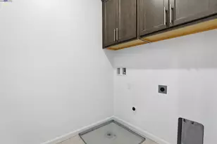 6357 Dandelion St, Dublin, CA 94568 - Photo 35