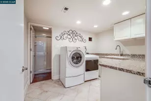 33 Altamount Dr, Orinda, CA 94563 - Photo 45