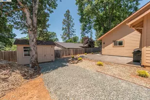 220 Fairway Dr, Weaverville, CA 96093 - Photo 43