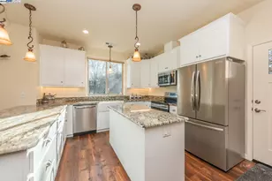 220 Fairway Dr, Weaverville, CA 96093 - Photo 15