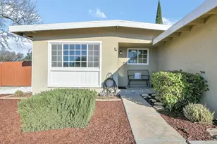 301 Springvalley Dr, Vacaville, CA 95687 - Photo 3