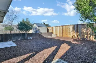 301 Springvalley Dr, Vacaville, CA 95687 - Photo 23