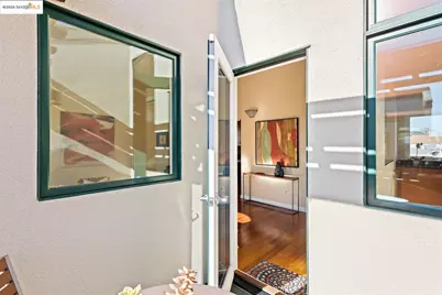 6555 Shattuck Avenue, Oakland, CA 94609 - Photo 17