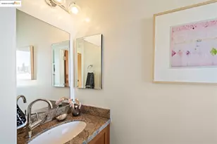 6555 Shattuck Ave., Oakland, CA 94609 - Photo 19