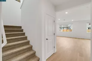 618 Channel Cir, Oakley, CA 94561 - Photo 9