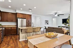 322 Pacifica Dr, Brentwood, CA 94513 - Photo 13