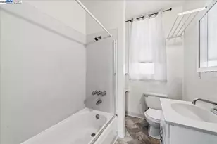 856 21st St, Oakland, CA 94607 - Photo 13