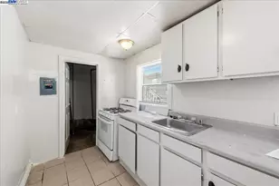 856 21st St, Oakland, CA 94607 - Photo 17
