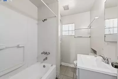 856 21st St, Oakland, CA 94607 - Photo 19