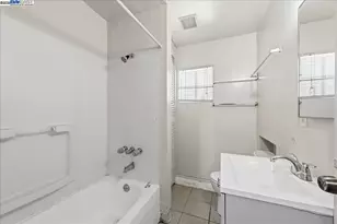 856 21st St, Oakland, CA 94607 - Photo 19