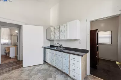 856 21st St, Oakland, CA 94607 - Photo 9