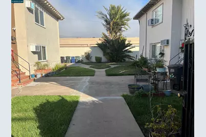 2780 Argyll Avenue, Concord, CA 94520 - Photo 3
