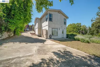 229 Lake Ave, Rodeo, CA 94572 - Photo 31