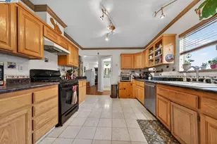 229 Lake Ave, Rodeo, CA 94572 - Photo 11