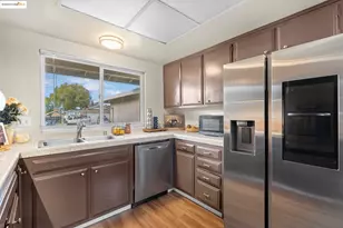 1909 Oakridge Ln, Pittsburg, CA 94565 - Photo 19