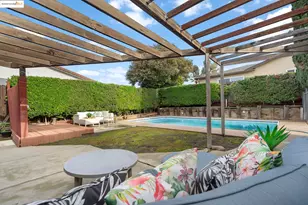 1909 Oakridge Ln, Pittsburg, CA 94565 - Photo 37