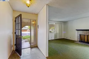 5163 Charlotte Way, Livermore, CA 94550 - Photo 3