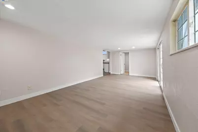 7941 Andora Way, Sacramento, CA 95824 - Photo 17