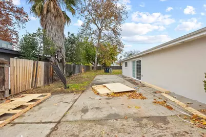 7941 Andora Way, Sacramento, CA 95824 - Photo 25