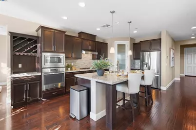 2417 Stalsburg Dr, Tracy, CA 95376 - Photo 5