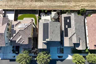 2417 Stalsburg Dr, Tracy, CA 95376 - Photo 49