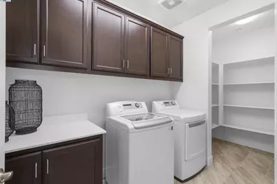 2417 Stalsburg Dr, Tracy, CA 95376 - Photo 25