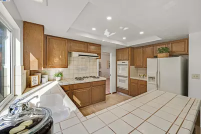 359 Cardona Cir, San Ramon, CA 94583 - Photo 21